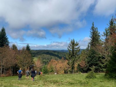 Un groupe de randonneurs pendant la Nuit des Refuges dans les Vosges
