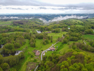 Vue aérienne du plateau des Mille étangsVue aérienne du plateau des Mille étangs