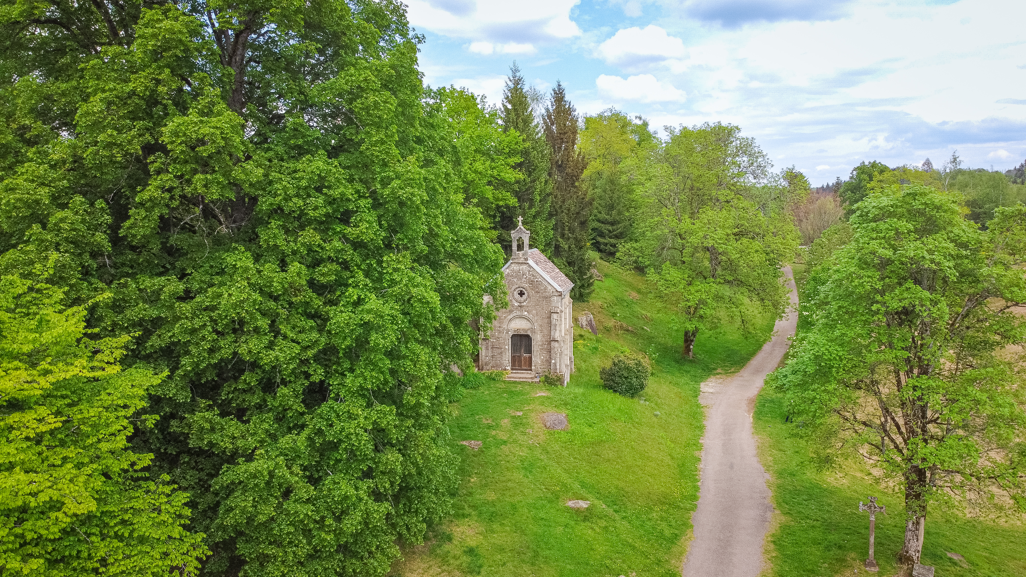 Vue aérienne de la chapelle St-Colomban